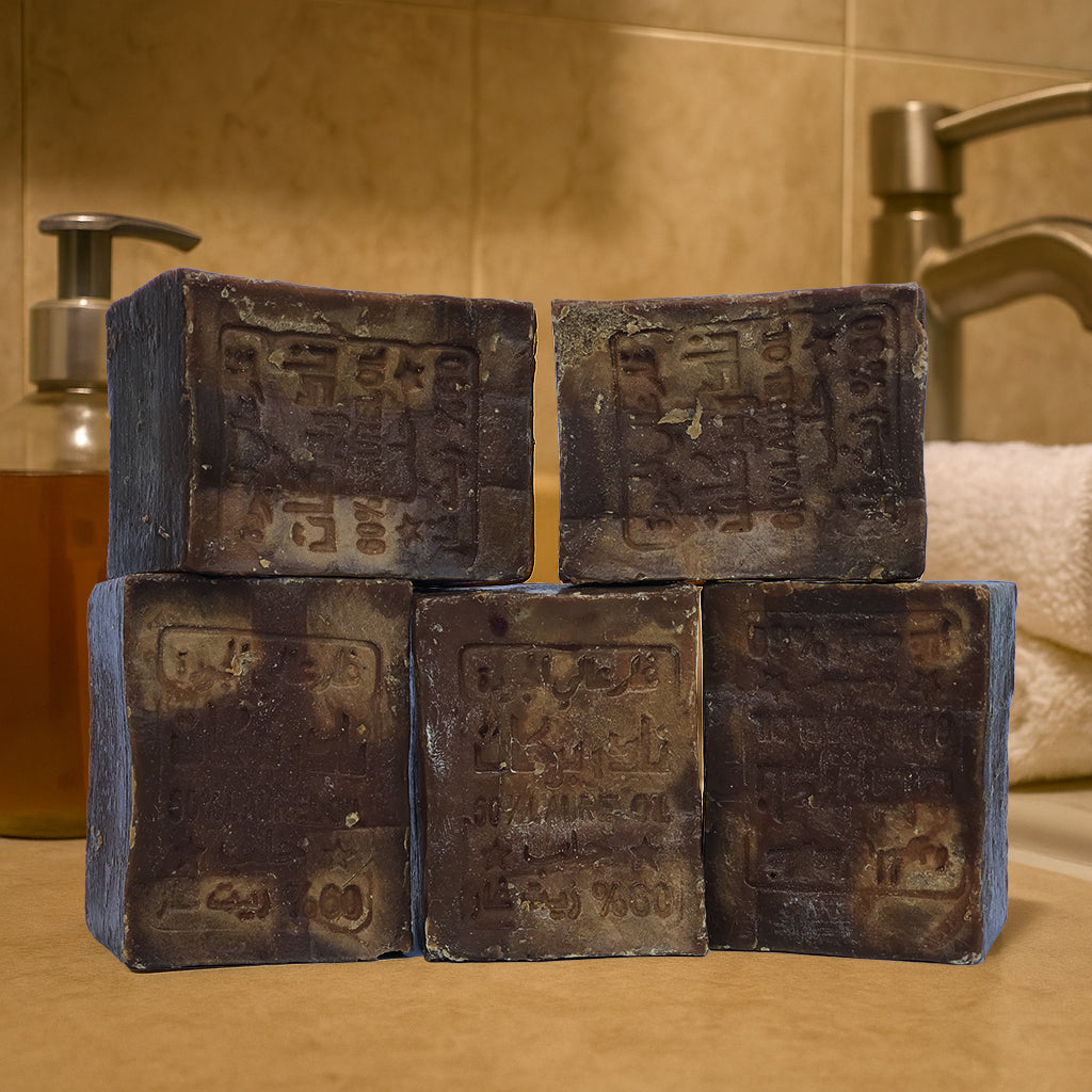 60% Laurel Oil Aleppo Soap block detail