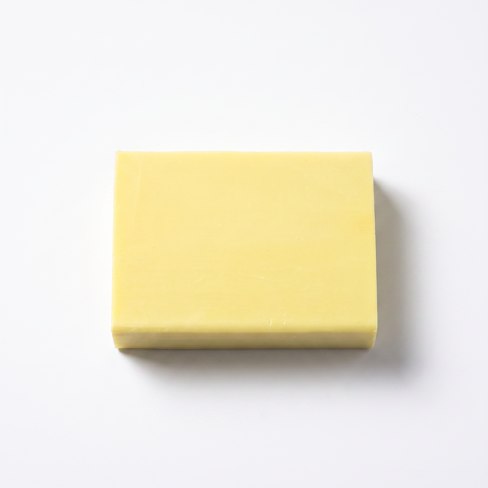 Avlia Sulfur Soap Bar, 100g cold-process handmade soap on a clean white background, e-commerce hero shot
